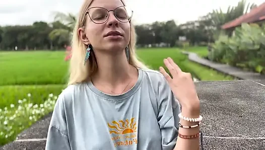 Yapay zekalı bir kız arkadaş sana nasıl yardım edebilir (veya seni kırabilir)