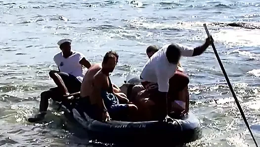 Lea lazur götten yarakların tadını çıkaran bir sürtük