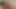 Seksi iri güzel kadın kelly küvette cam oyuncağıyla oynuyor