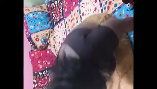 Hintli tamil evli kadın ateşli paylaşıyor