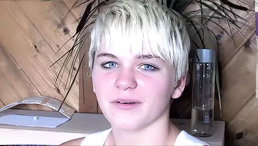 Claudia downs yeni fahişelerden biridir