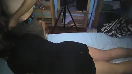 Geceleri sevimli kız arkadaşımı siktim