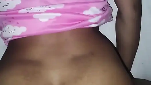 Arkadaşım kız arkadaşım sikimi sert alıyor