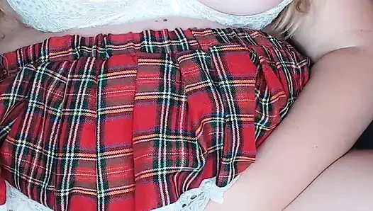 Yaramaz büyük memeli kız orgazmı