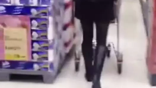 Asyalı orta yaşlı seksi kadınlar