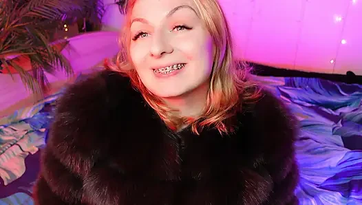 Kırmızı ruj fetişi ve kürk