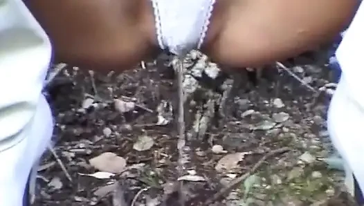 Ormanda sidik pantolon