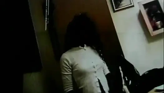 Sert siyah amcık bahçede yalıyor... ağzına boşalma