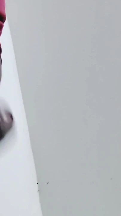 Her sevinçte büyük yarak boşalması | Klip 2