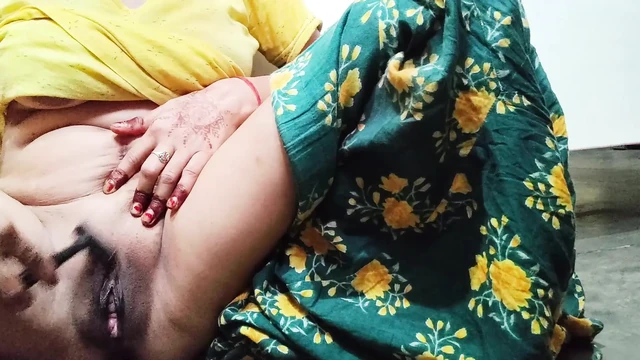 Jiju viral saali mms kıllı amcık temiz tıraş hintli desi kız amcık, okul giirl amcık tıraşlı, desi kız ke chut ke baal