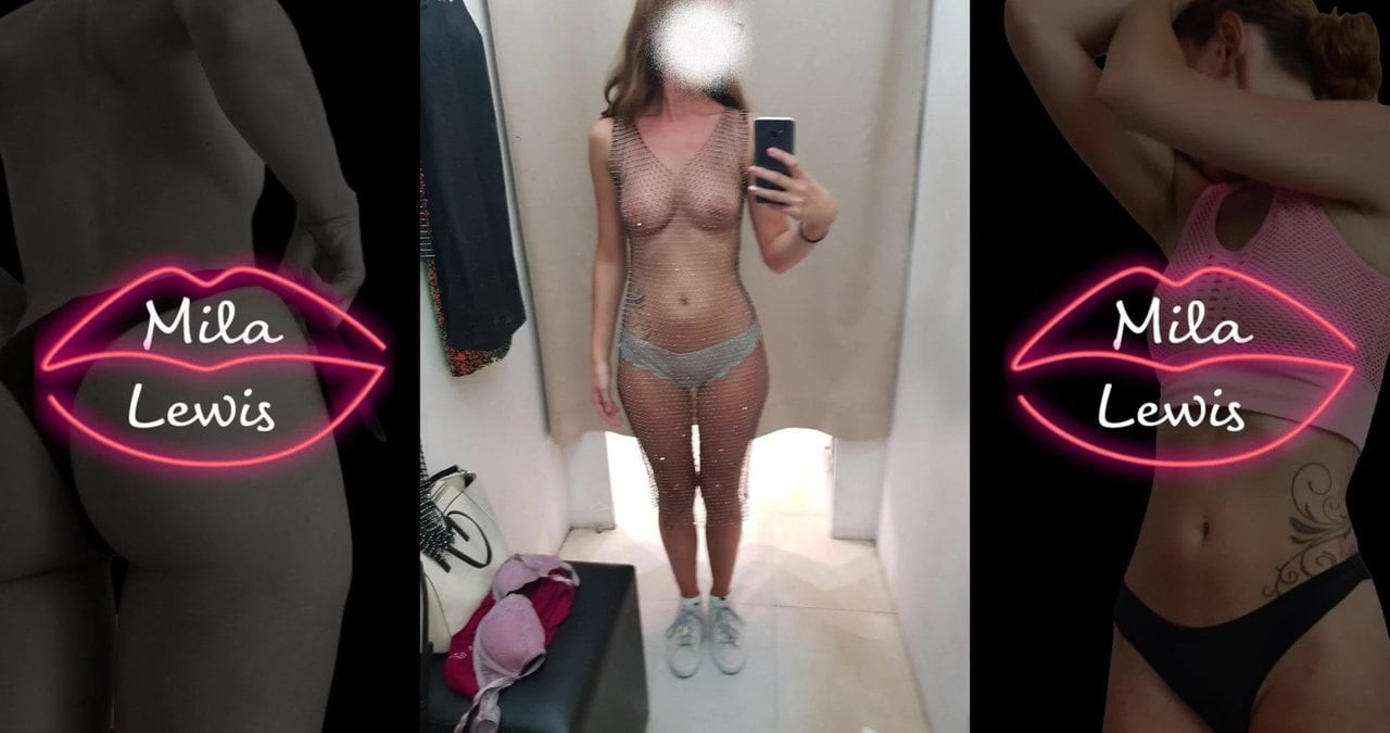 Genel soyunma odalarında, galeride kıyafet denemek