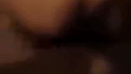 gülümse. karım arkasından becerdin kedi seviyor.