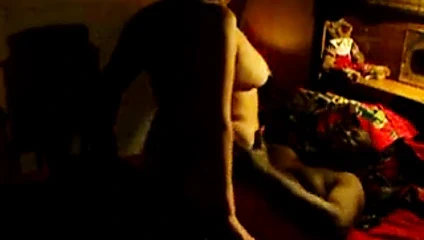 Karısı sıcak bir gecede bir bbc sevgilisiyle