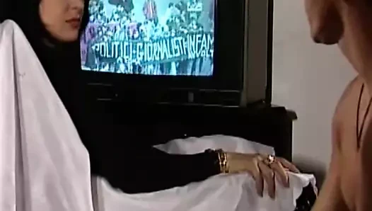 La Missione Si Infiltra