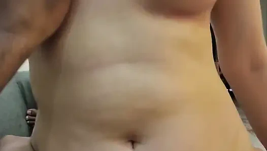 Otelin yakınlarındaki çıkış patronunun arkadaşları