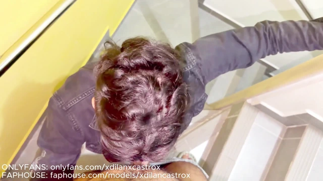 Sikiyi Seven Bina Twink ile Geziyor