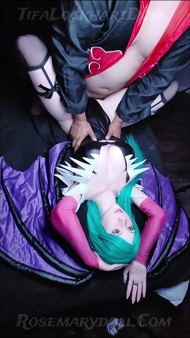 Aerith x Morrigan Darkstaklers Cosplay. 2. açı