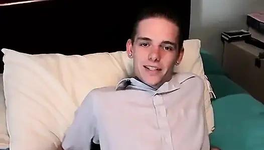 Sporty Straight Boy Skug