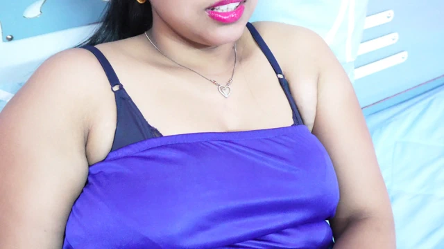 Bugün üvey annemin üvey kızı benimle seks yaptı, kalın penisimi götüne aldı, üvey üvey kız kardeş Hintçe ses