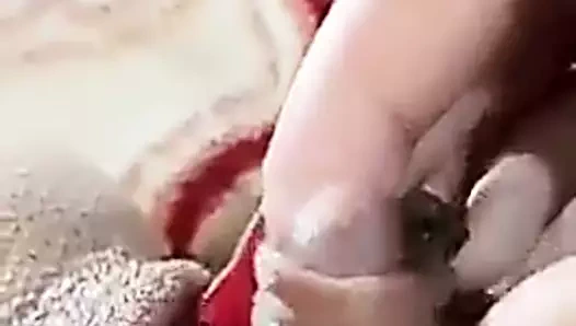 klitoris ile oynamak