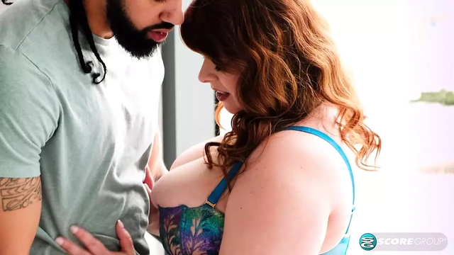 Сокрушие время с Bea York