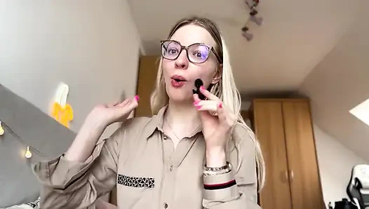 Erkekleri azdırıyor muyum? Femdom
