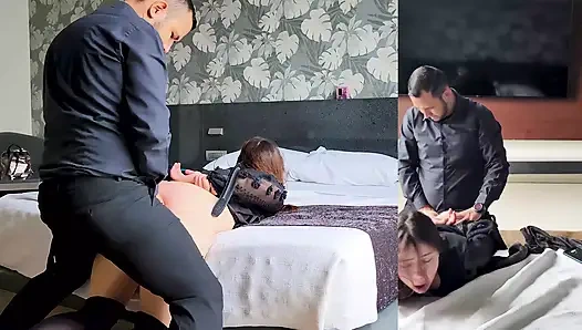 Küçük Orospu Gibi Dövüldükten Sonra Sert Seks (Bölüm 3)
