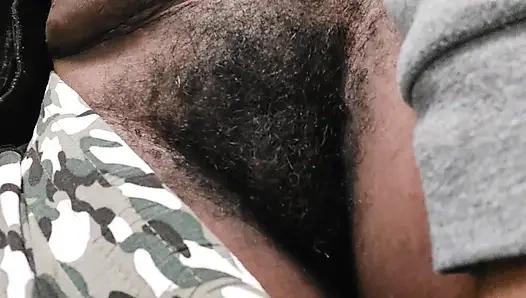 Kremsi ıslak amcık