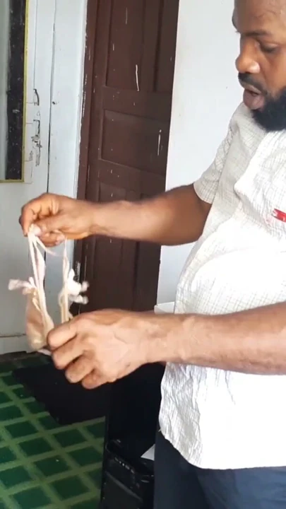 2 kız beni sikmeyi reddetti, bu yüzden onları uyandırmak için seks bebeğimi onların yanında sikmek zorunda kaldım | Klip 1