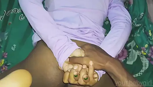 Ateşli seksi kız arkadaşım xx videosuyla sikişiyor