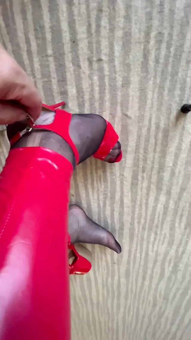 Ayaklarıma masaj yap