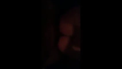 spor salonunda Asya köpek stili