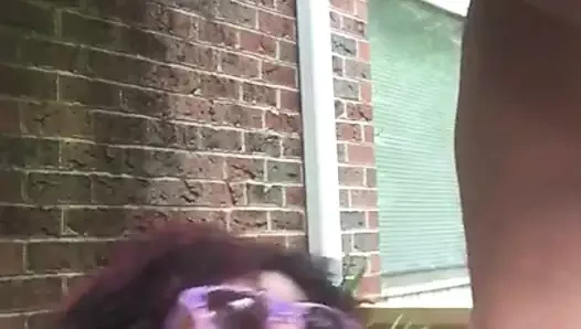 Milf emme çük açık havada pis