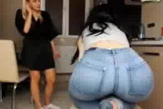 Round butt in jeans