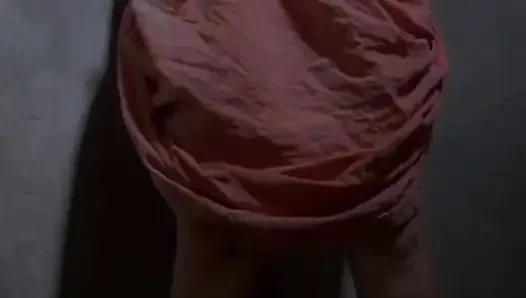 Bekar bir koca gibi çırılçıplak başladığım bir anı yaşayamam, bu size de oluyor mu, çok heyecanlıyım.