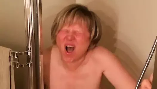 Adım anne sert ama sessizce marierocks tarafından sağladım