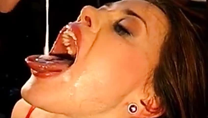 ağız ve yüz twinks