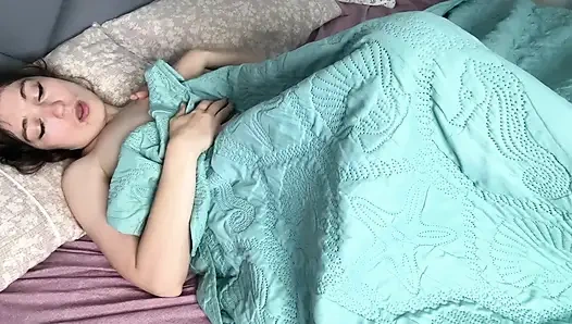 Sabah amcık zevki. Gerçek orgazm için yoğun parmaklama