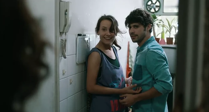 Antonella Costa Nude In Dry Martina (2018)