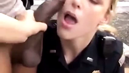 Hiç bir baton thia büyük subay gördün mü