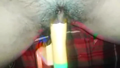 Hintli kız elle seks yapıyor