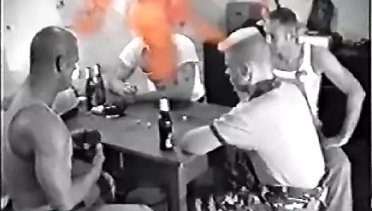 Klasik deri domuz zindanı