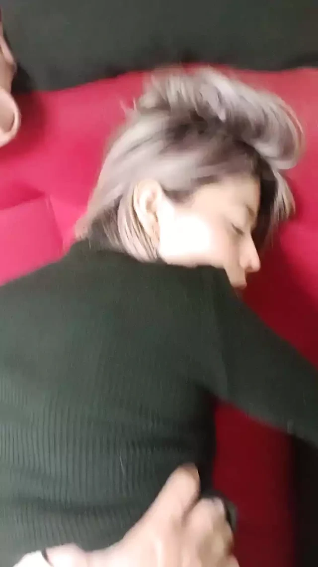 Derin boğaz ve sonra kıçına koy