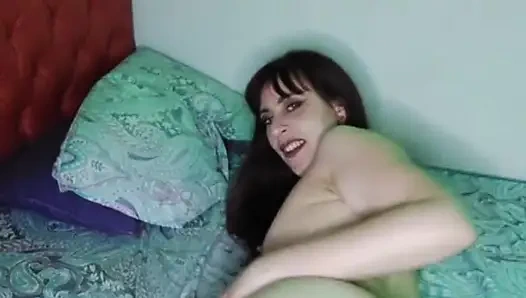 Doğum günü hediyesi için edepsiz dans ve striptiz