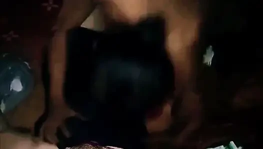 Karım vücudunu şımartmamı istiyor. Baldızı