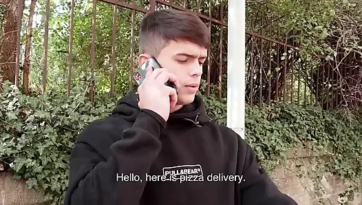 Seksi eşcinsel heteroseksüel oğlu tarafından korunmasız sikiliyor meraklı 14