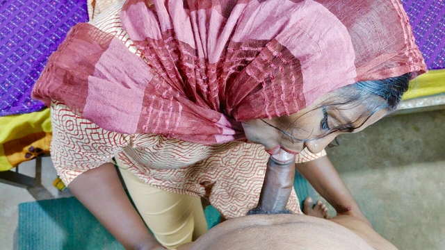 Ночной секс с настроением девушки дези с настоящим бойфрендом и подругой