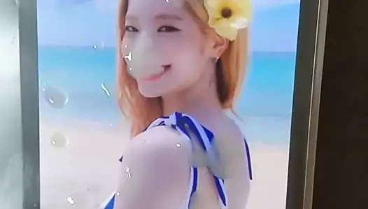 Dahyun boşalma anısına