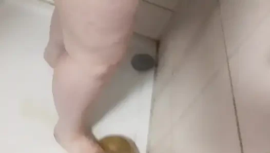 Balon Ve Sonra Kırıldı