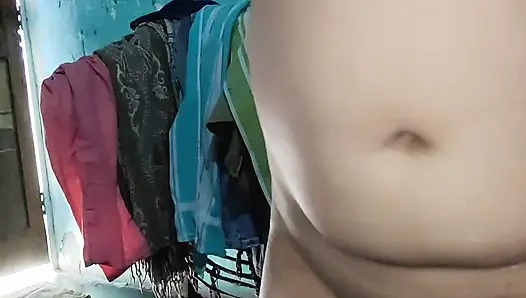 Padosan yenge evde büyük memeli ve seksi götlü çıplak şov bölüm 1